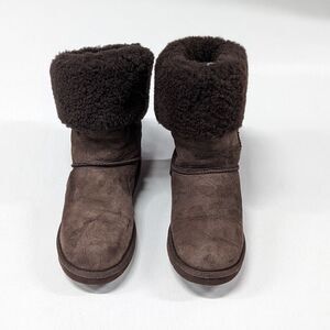 UGG Australia Women's Size 7 brown classic tall boots